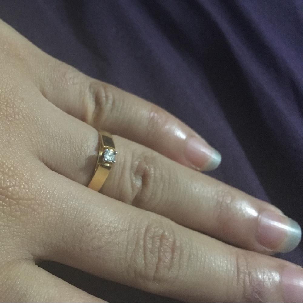 Guyanese 14 k gold ring with diamond